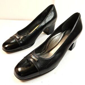 Naturalizer Black Leather Cap Toe Low Block Heel Pumps Women's Size 5 EUC